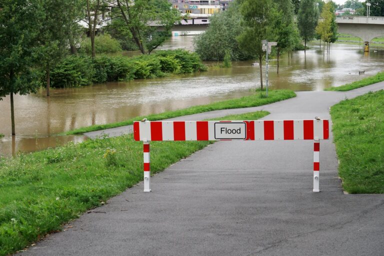 Systemy przeciwzalewowe – Dobór i instalacja zabezpieczeń