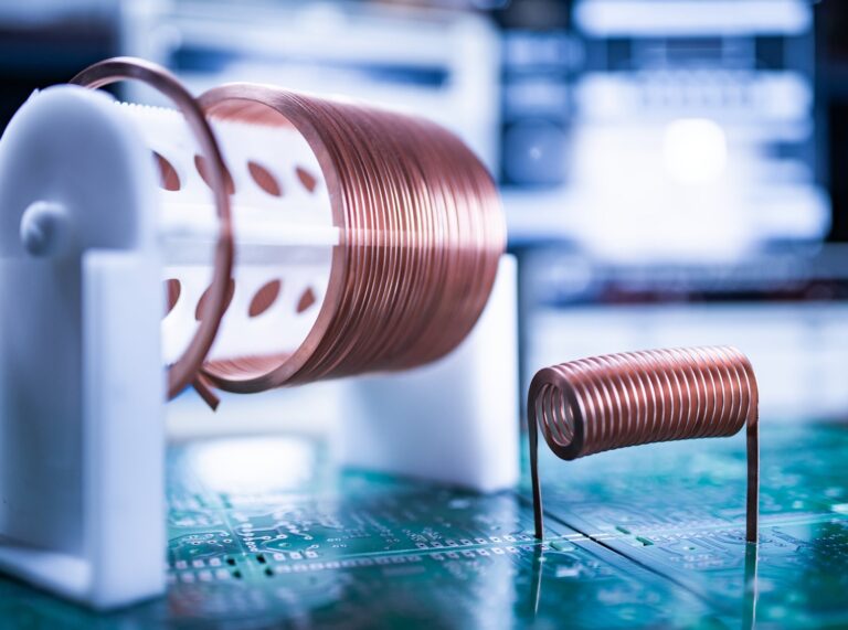 Elektromagnetyczna kompatybilność EMC – Normy i praktyczne rozwiązania