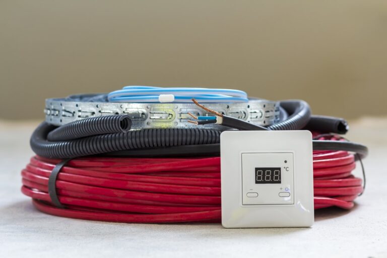 Jak dobrać odpowiedni przekrój przewodów elektrycznych do instalacji domowej