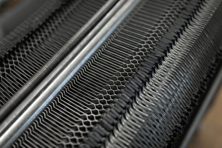 Jak wybrać i zainstalować grzejniki kanałowe w Twoim domu