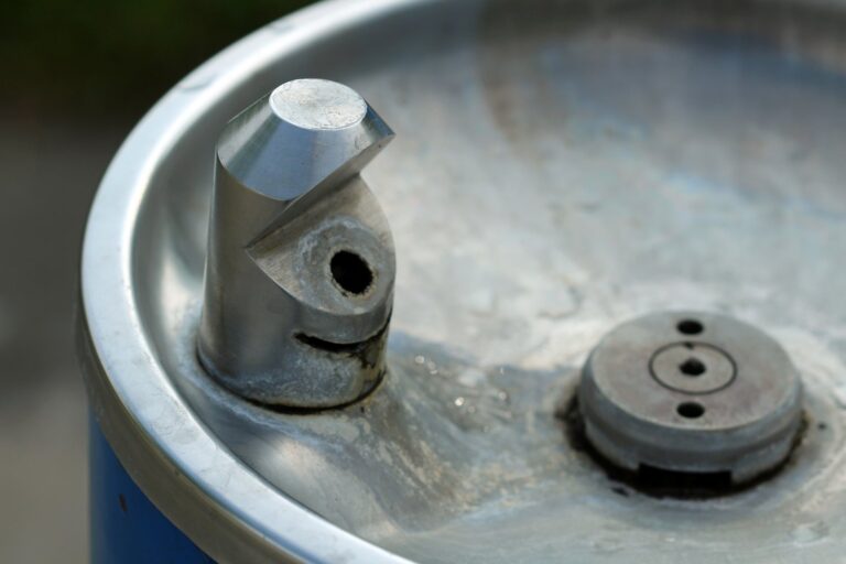 Jak wymienić głowicę w baterii jednouchwytowej – poradnik dla początkujących