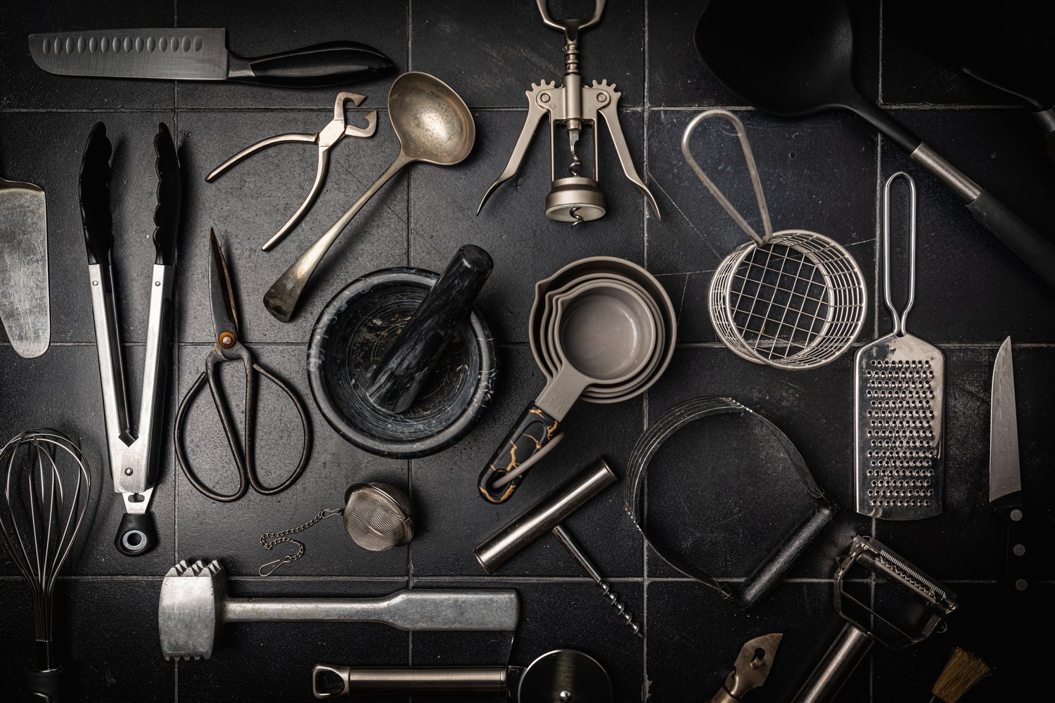 Praktyczny przewodnik po wyposażeniu kuchni dla profesjonalistów i amatorów