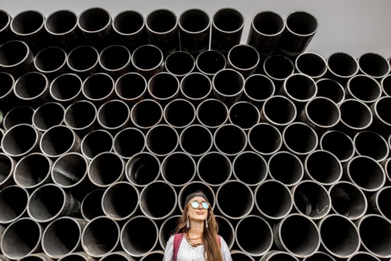 Dlaczego instalacja wodna robi hałas podczas spuszczania wody