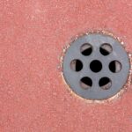 Jak wybrać odpowiedni odpływ punktowy do brodzika