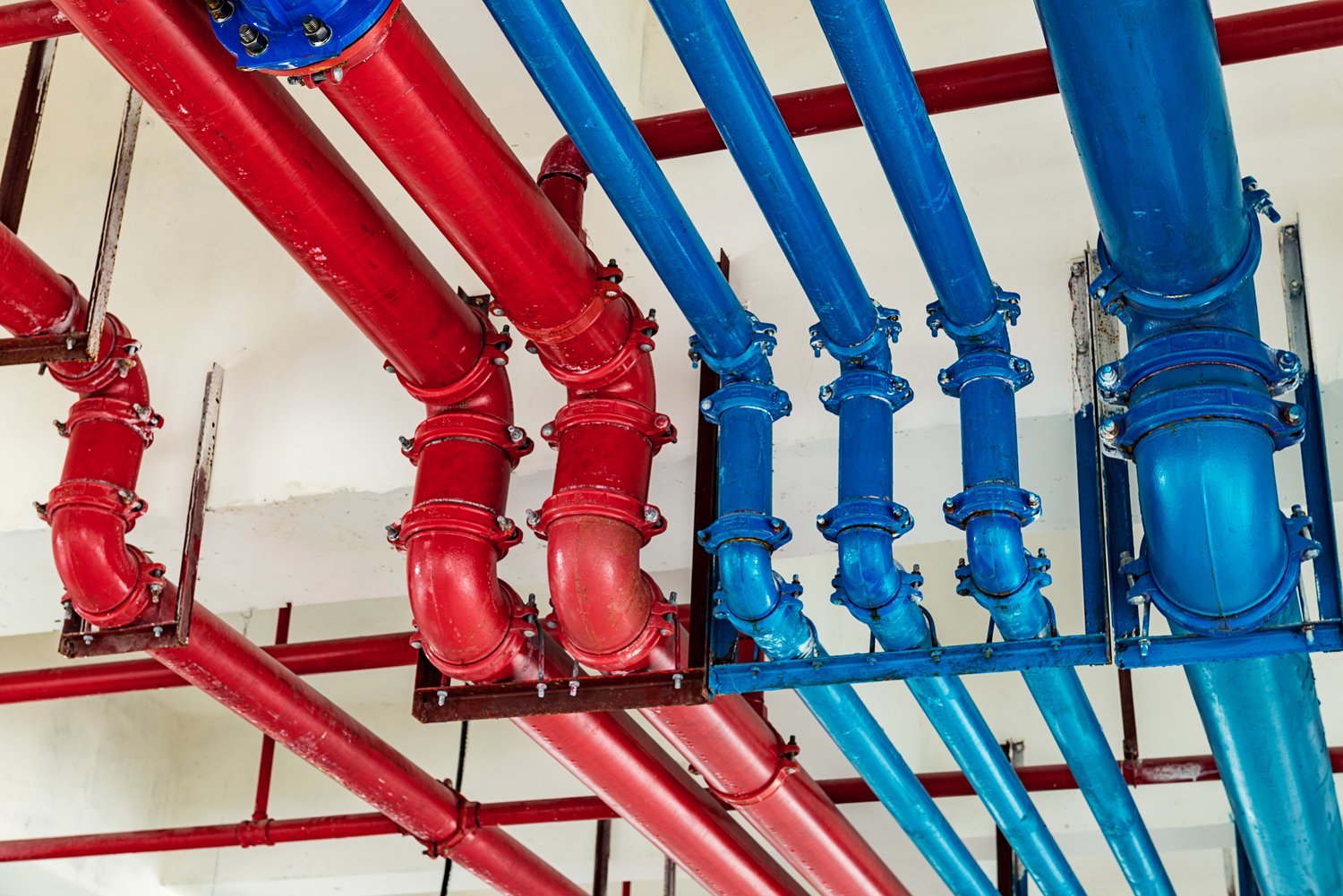 Jak wybrać odpowiednią rurę PEX do instalacji wodociągowych i grzewczych